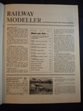 1 - Railway modeller - May 1962 - Contents page shown in photos