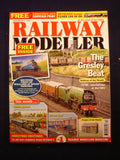 2 - Railway modeller - December 2013 - Barn scene OO - 1970's Southern electrics