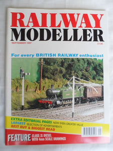 Railway modeller - Sept 1997 - Class 31 Diesel  Scale drawings