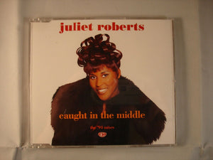 CD Single (B3) - Juliet Roberts - Caught in the middle - CDCOOL291