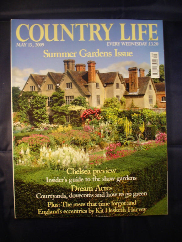 Country Life - May 13, 2009 - Summer gardens - Roses - Dream acres