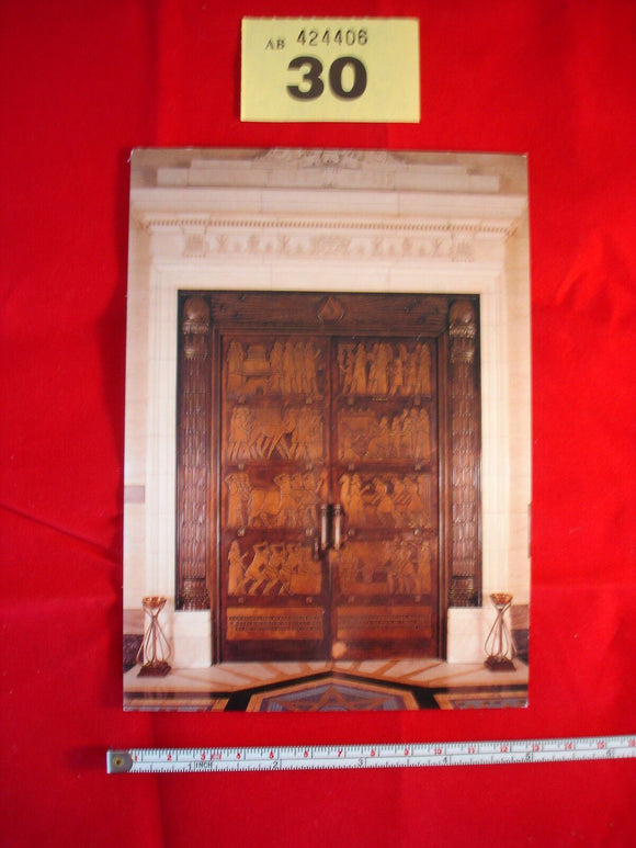 Postcard - Freemason's Hall London - Grand temple doors outer face