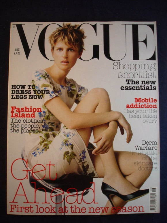Vogue - August 2003 -