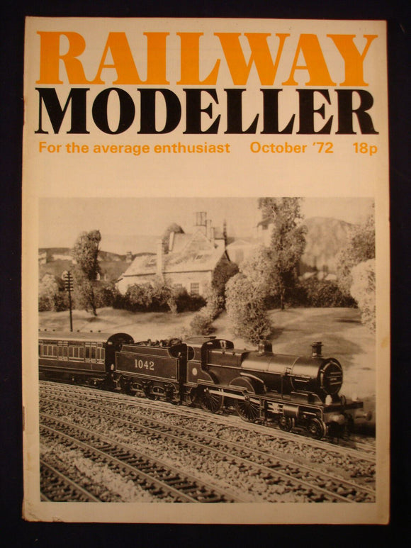 2 - Railway modeller - Oct 1972  - Contents page photos - Robinson's last 4-6-0