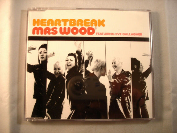 CD Single (B5) - Mrs Wood - Heartbreak - CDREACT78