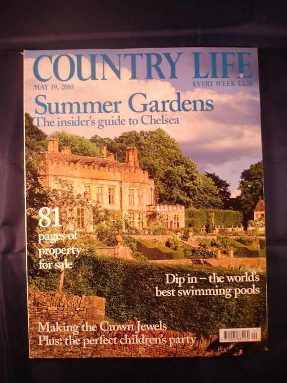 Country Life - May 19, 2010 - Summer gardens - Perfect Children's party