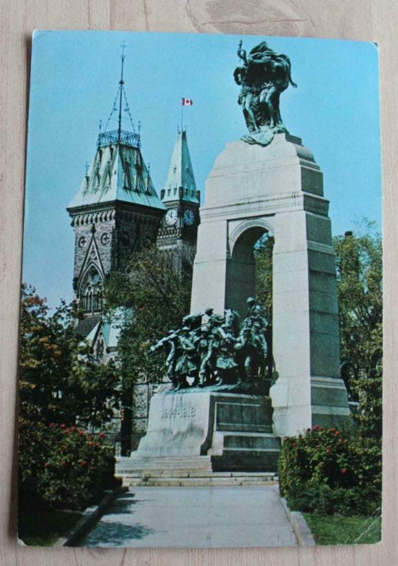 Postcard - Canadian War Memorial - Ottawa - 611