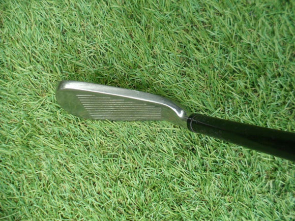 Wilson Deep Red WT200 Wide tip graphite shaft  6 iron Golf club
