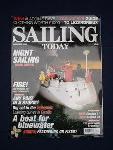 Sailing today - Dec 2007 - Sweden 41 - Delphia 33 - Lezardrieux