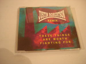 Gary Clail - These things are worth fighting for - 74321148042 - CD Single (B2)